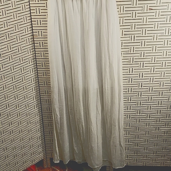 Mostly Rayon Maxi with Lace - Picture 6 of 7